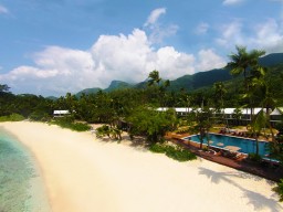 Hotel beach - Relax on this beautiful sandy beach